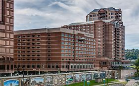 Embassy Suites Cincinnati - Rivercenter